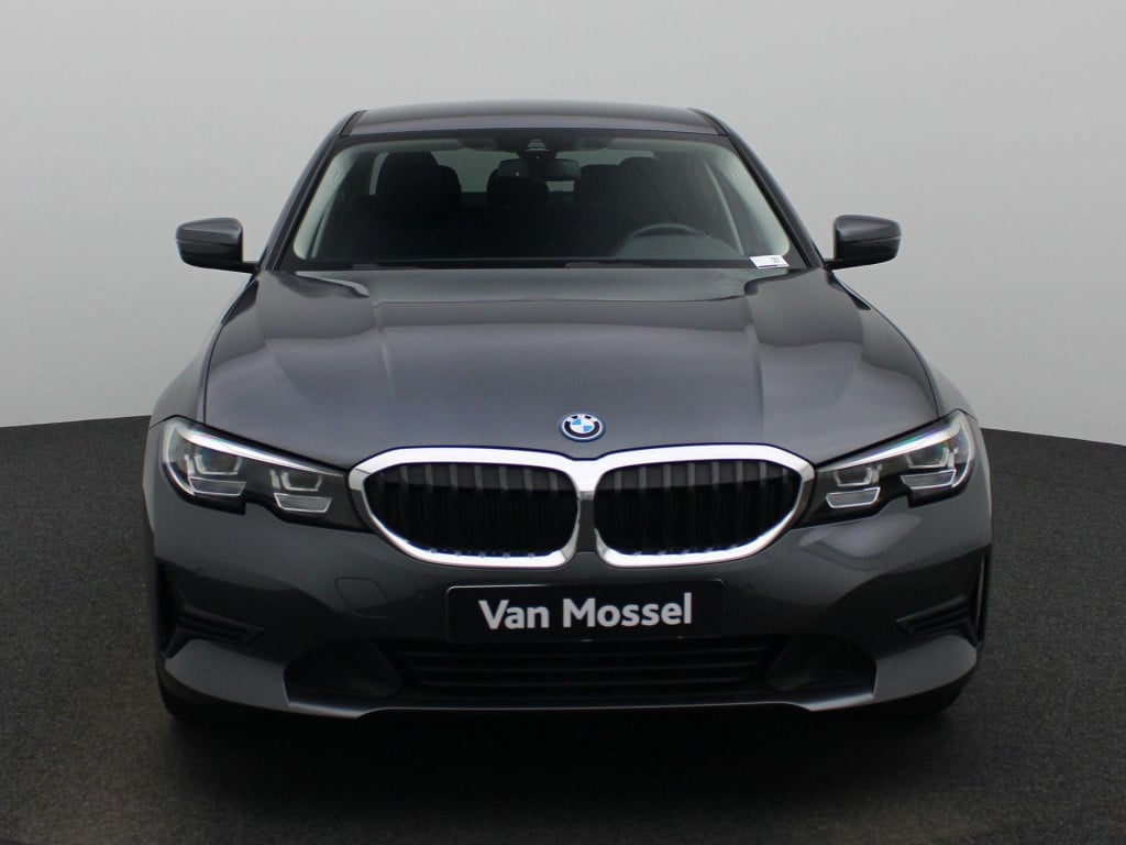 BMW 3-serie 320e high executive | automaat | navigatie | leder | elektrisch