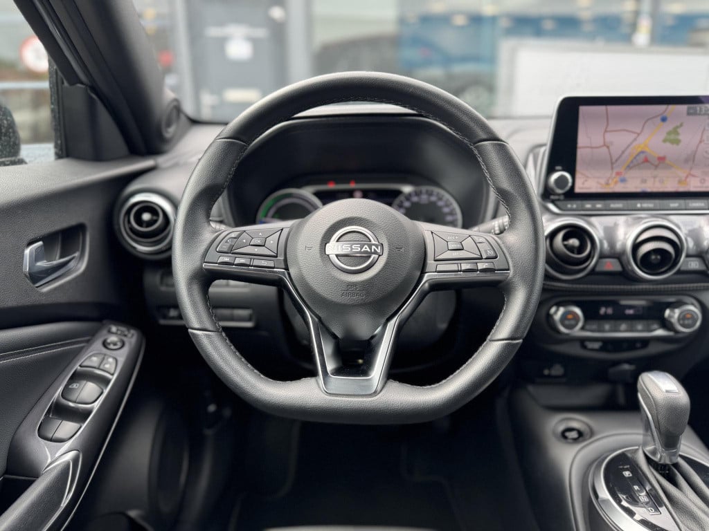 Nissan Juke 1.6 hybrid n-connecta | navigatie | camera | keyless entry | le