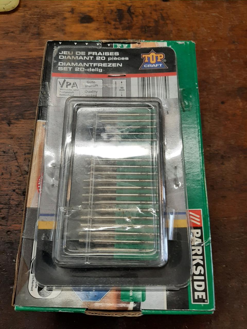 Graveerset nieue met toebehoren extra