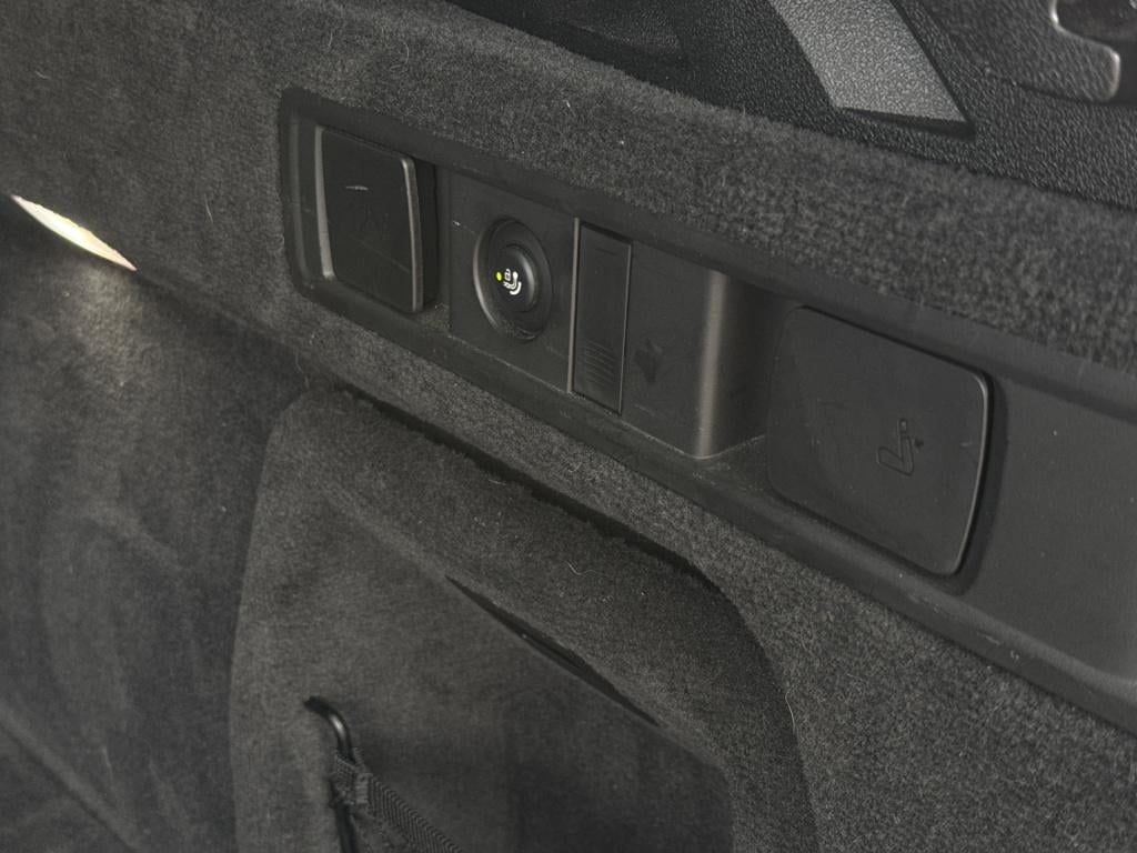 BMW X5 xdrive45e high executive m sport individual | massage | skylounge | 