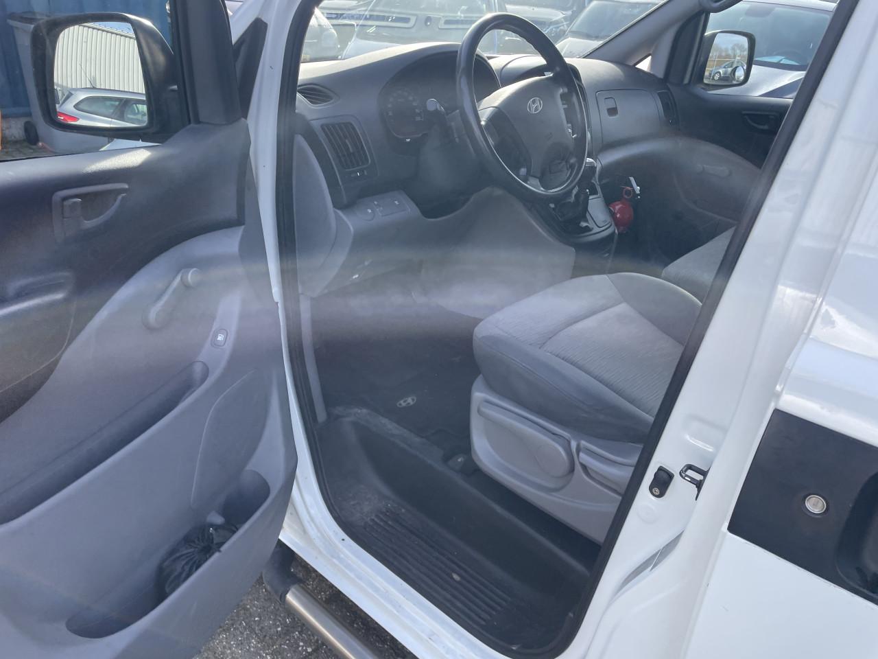 Hyundai h300 2.5 crdi camperbus