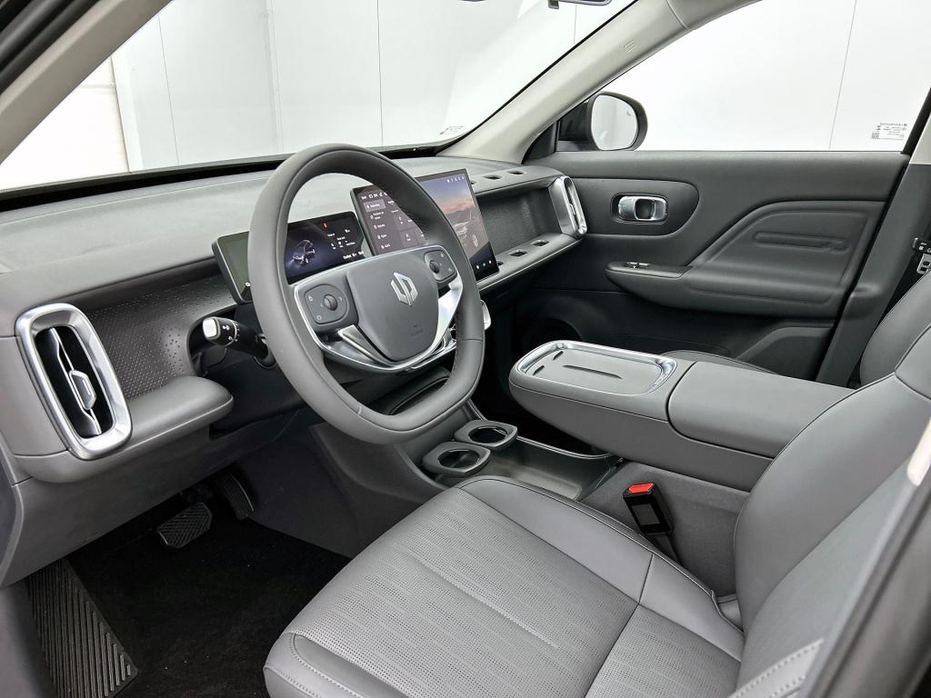 Leapmotor B10 design promax 67.1 kwh | **voorraadpremie** | automaat | 434 