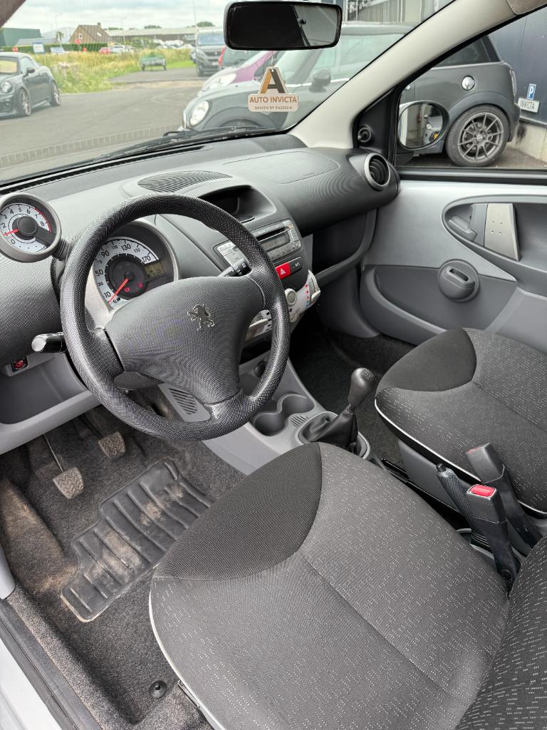 Peugeot 107 1.0-12v xs - 5drs - airco