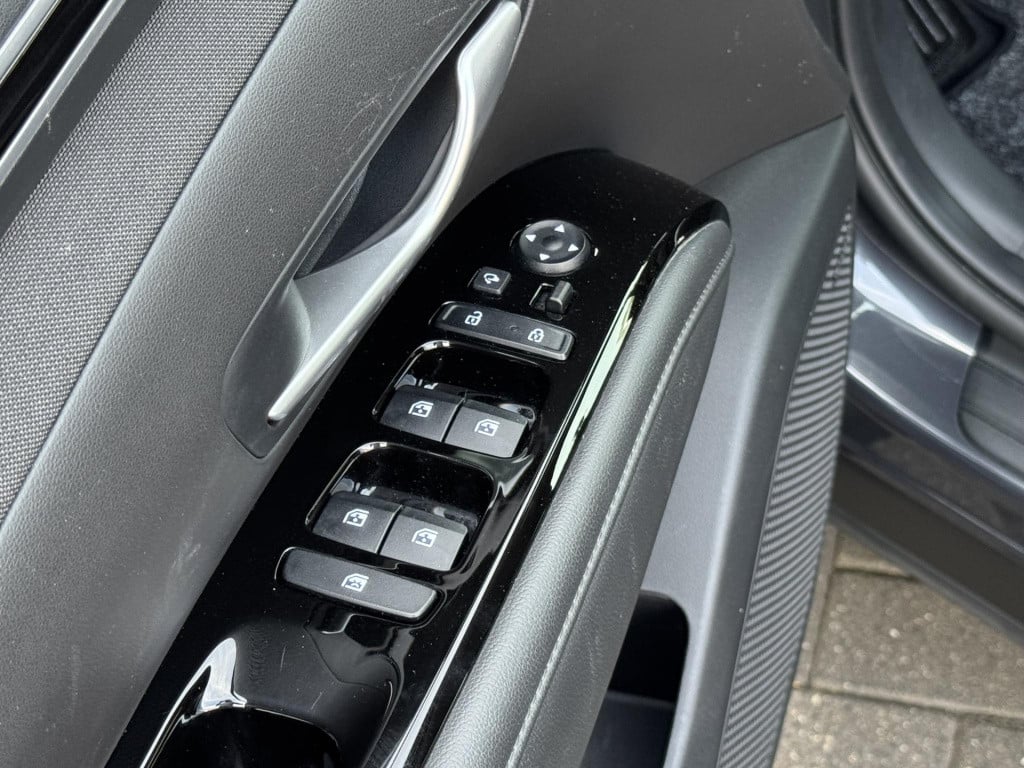 Hyundai Tucson Hybrid 1.6 t-gdi hev comfort smart | navigatie | camera | ap
