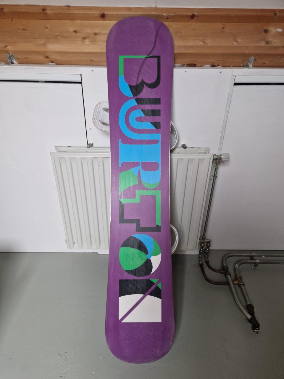 Snowboard Burton Hero 156W (freestyle) + bindingen L