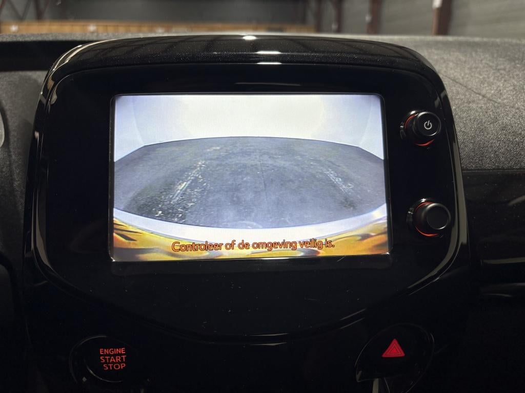 Toyota Aygo 1.0 vvt-i x-clusiv | clima | camera |