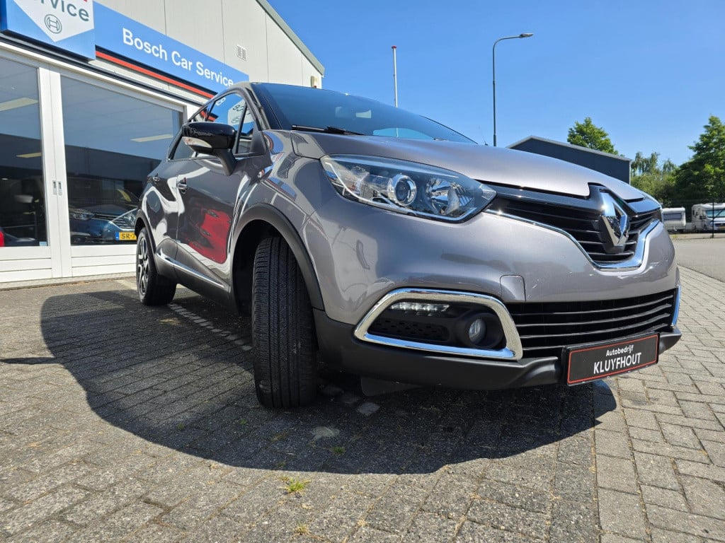 Renault Captur 1.2 tce helly hansen, automaat!