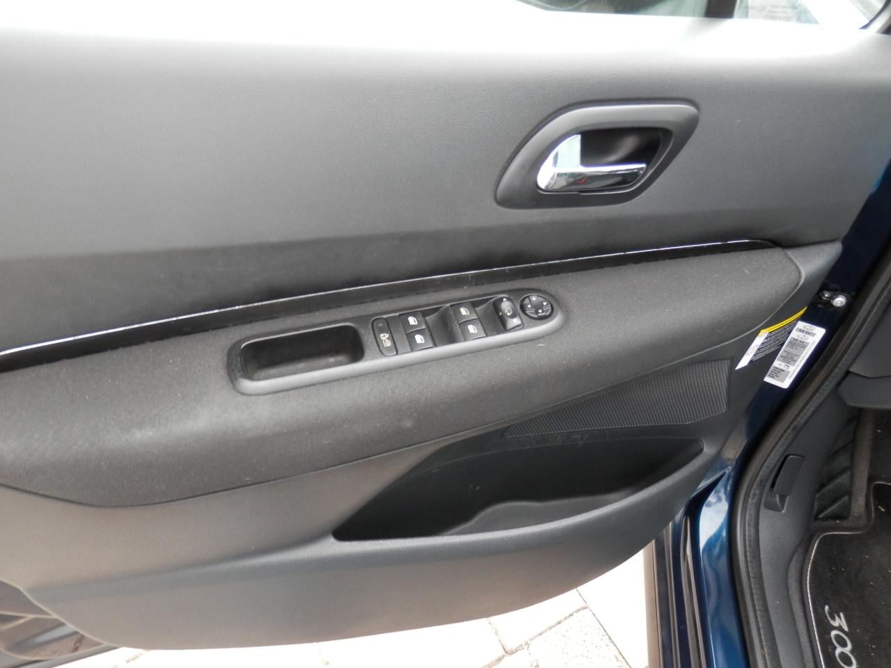 Auto Garant Biedt Aan: Peugeot 3008 1.6 THP ST