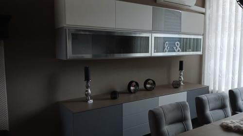 Mooie hangmeubelen te koop