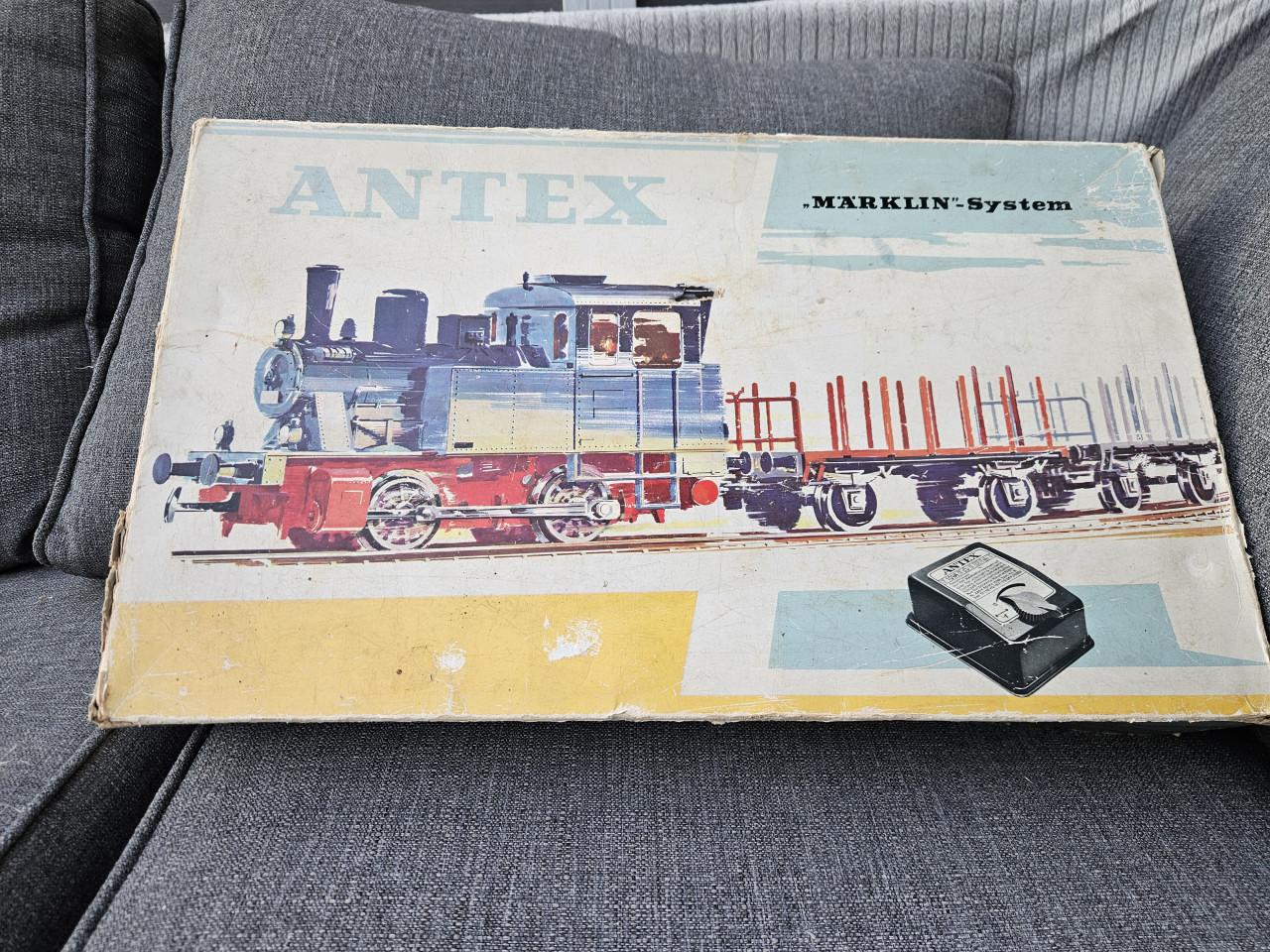 Antex Märklin-starter Treinset met Locomotief en Wagons