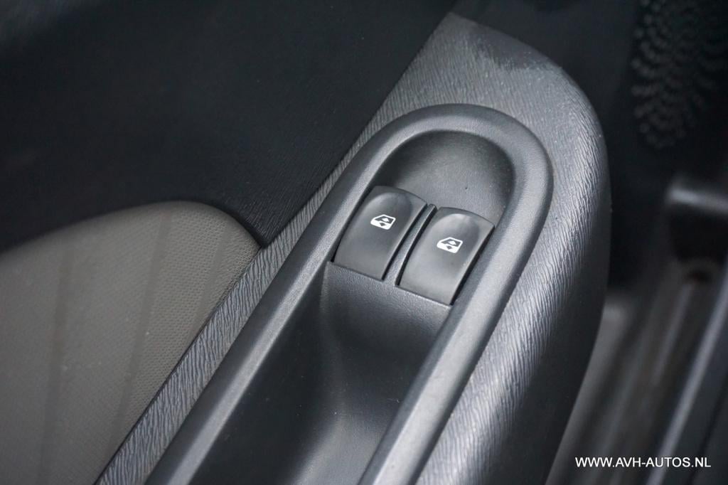 Renault Twingo 1.2-16v authentique