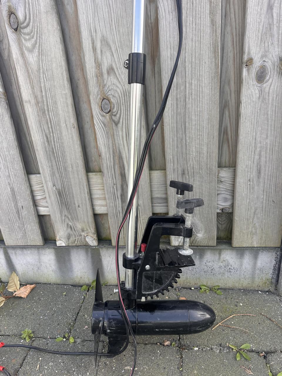 Elektrische buitenboordmotor Rhino R VX 34