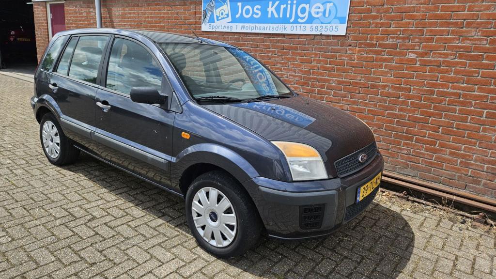 Ford Fusion 1.4-16v champion