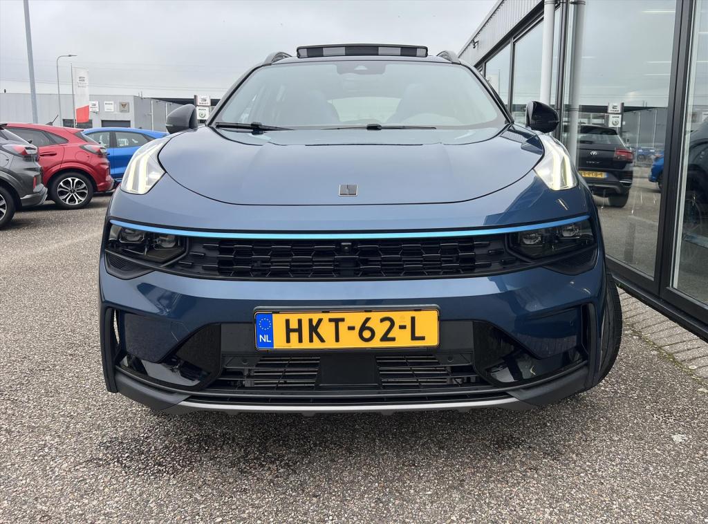 Lynk & Co 01 1.5 261pk phev 7dcth , panodak , adaptive cc ,stuur en stoelve