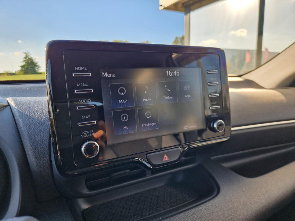 Toyota Yaris 1.5 hybrid first edition | automaat | adaptieve cruise control