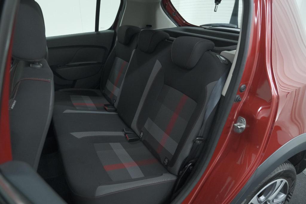 Dacia Sandero tce 90 tech road | trekhaak | navigatie | parkeersensoren
