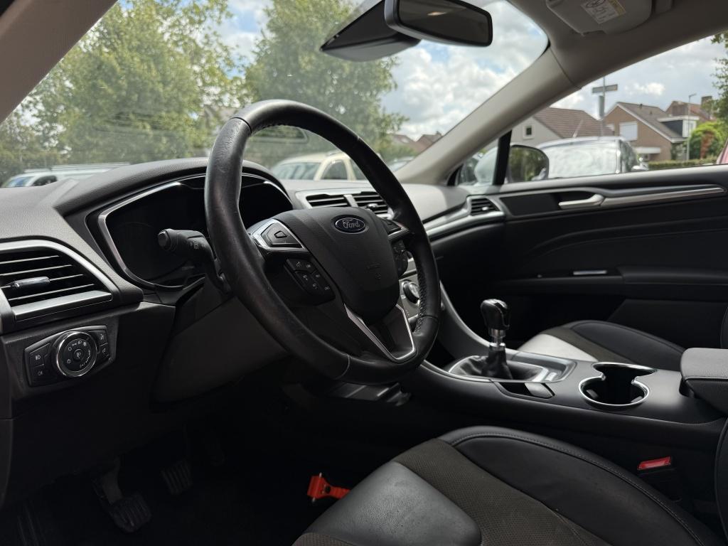 Ford Mondeo 1.5 titanium