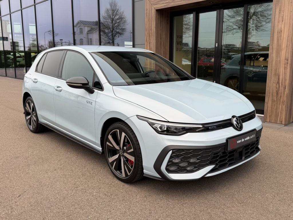 Volkswagen Golf 1.5 ehybrid gte 272pk | led iq light | trekhaak | head-up |