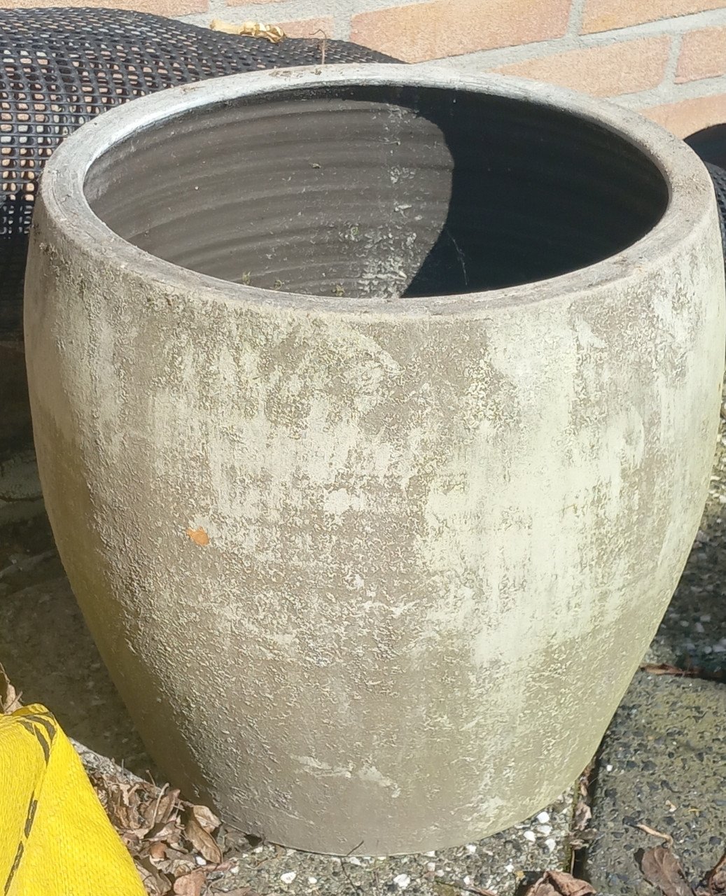 Stenen plantenpot