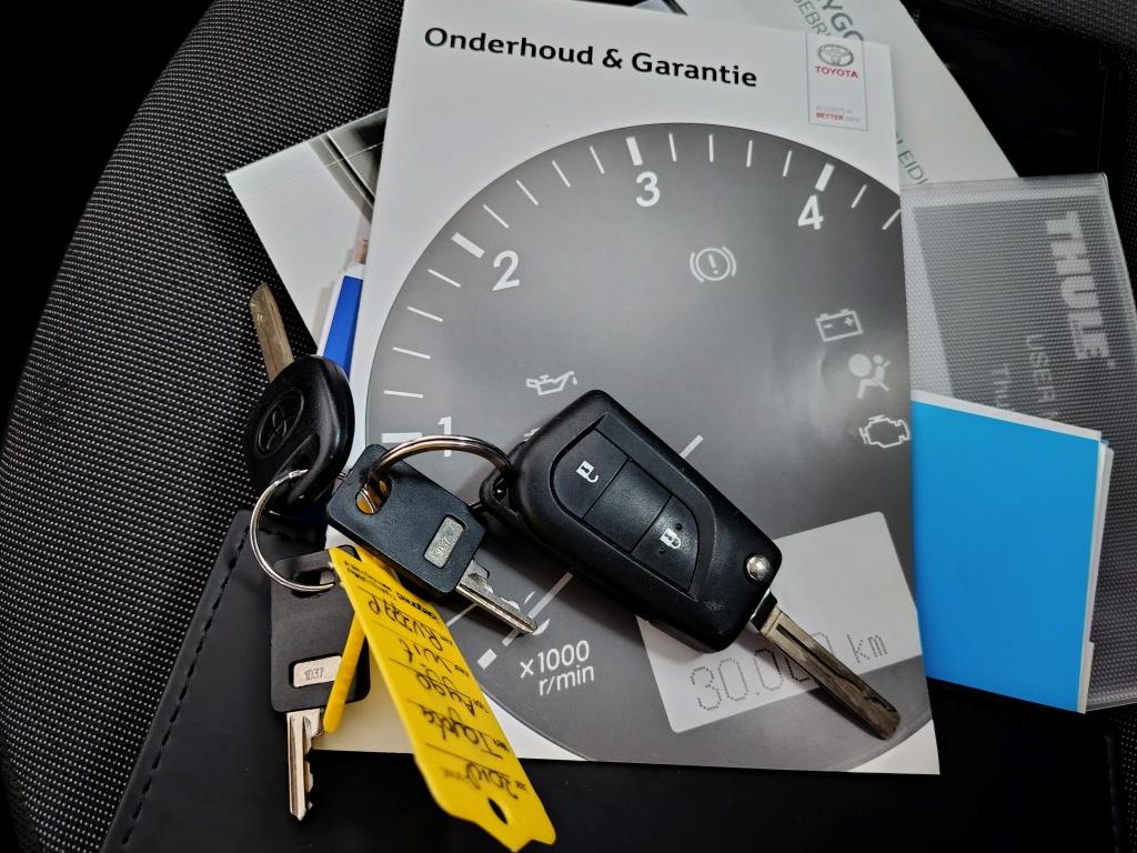 Toyota Aygo 1.0 vvt-i x-play|afneembare trekhaak|cruise control