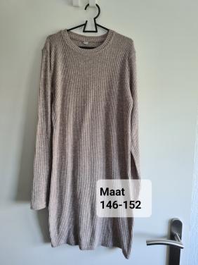 Gebreide jurk / trui Zeeman maat 146/152