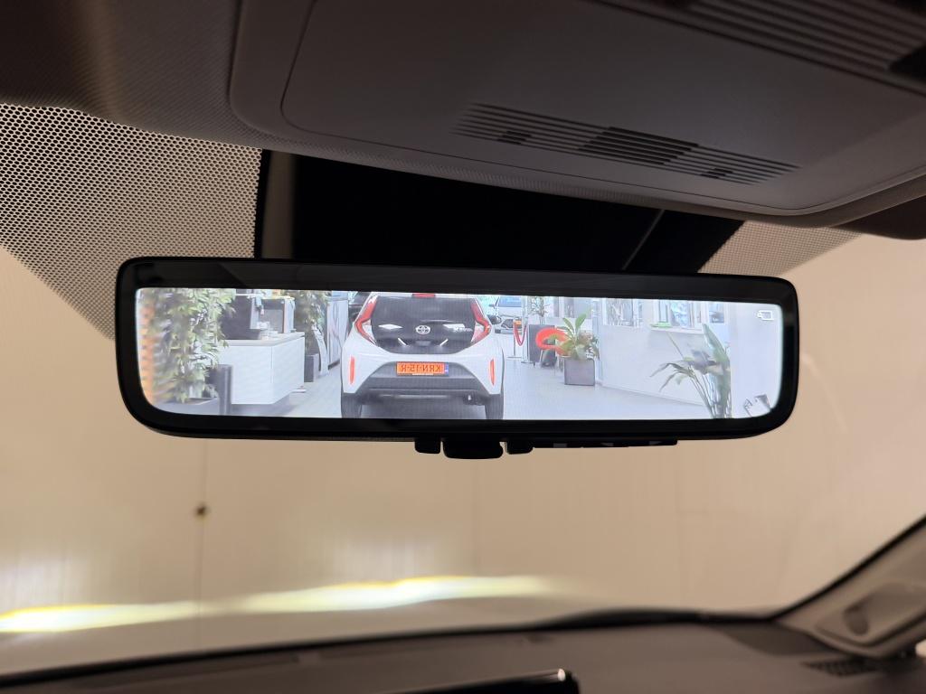 Toyota Rav4 2.5 hybrid awd adv. schuif-kanteldak - jbl - 360 - trekhaak