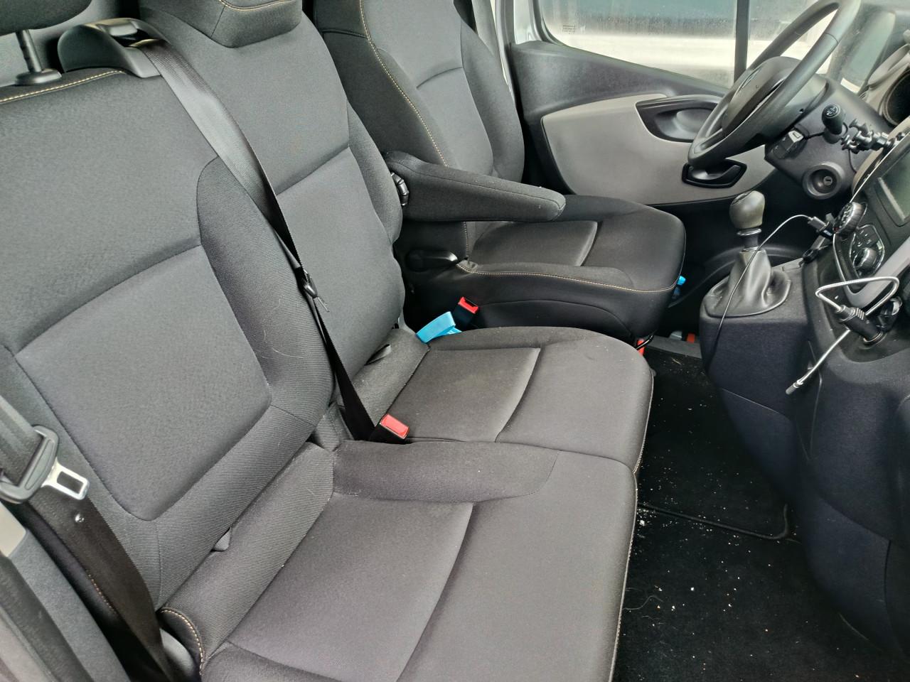 Renault Trafic 1.6 dci airco, navigatie, cr.control