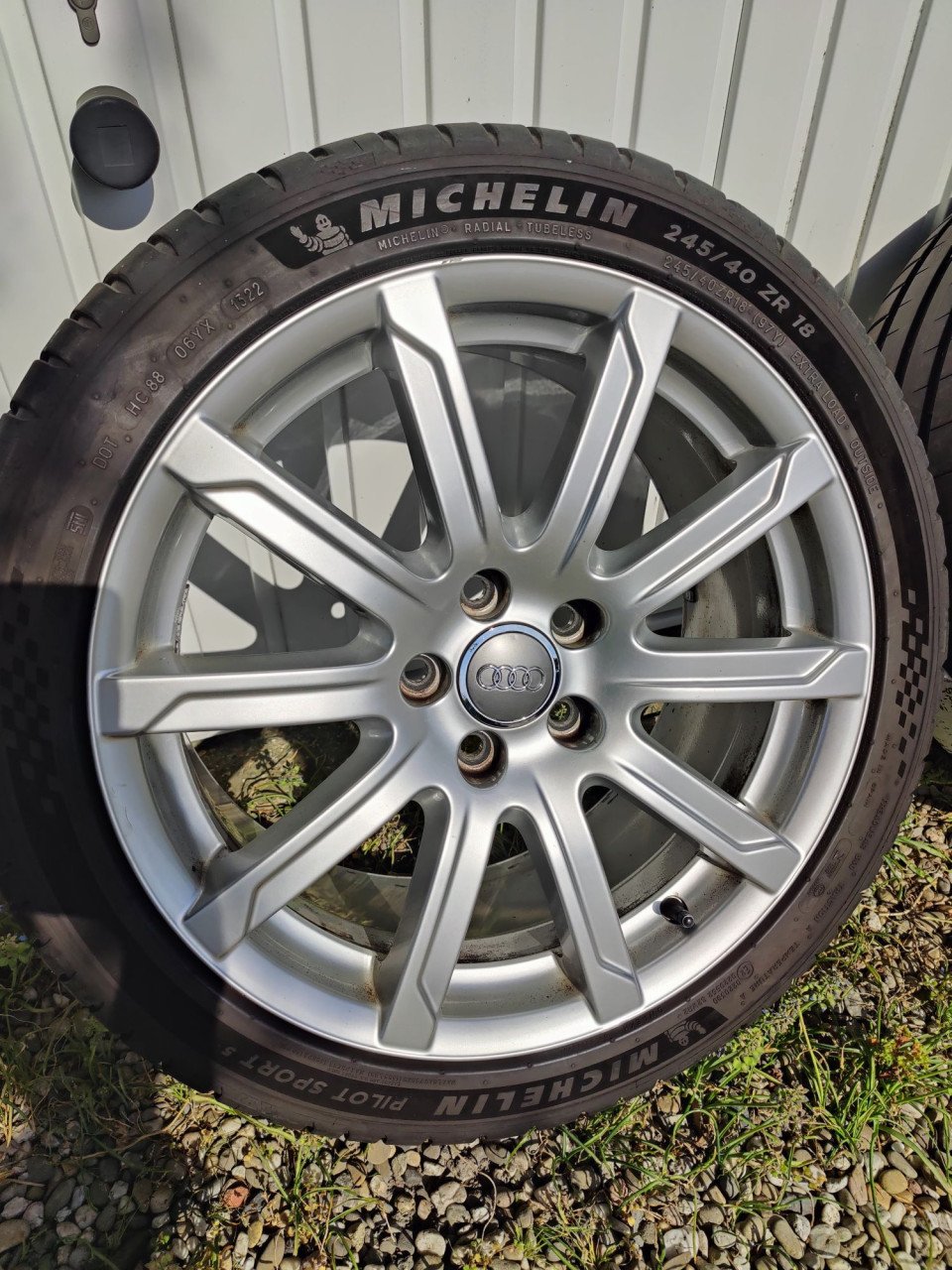 Originele 18 Inch Audi A4 velgen + Michelin Pilotsport zomerband