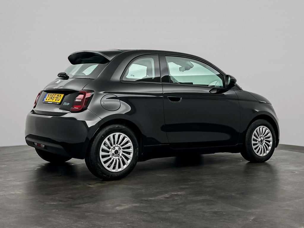 Fiat 500e 42 kwh | carplay | cruise control | ecc | pdc |