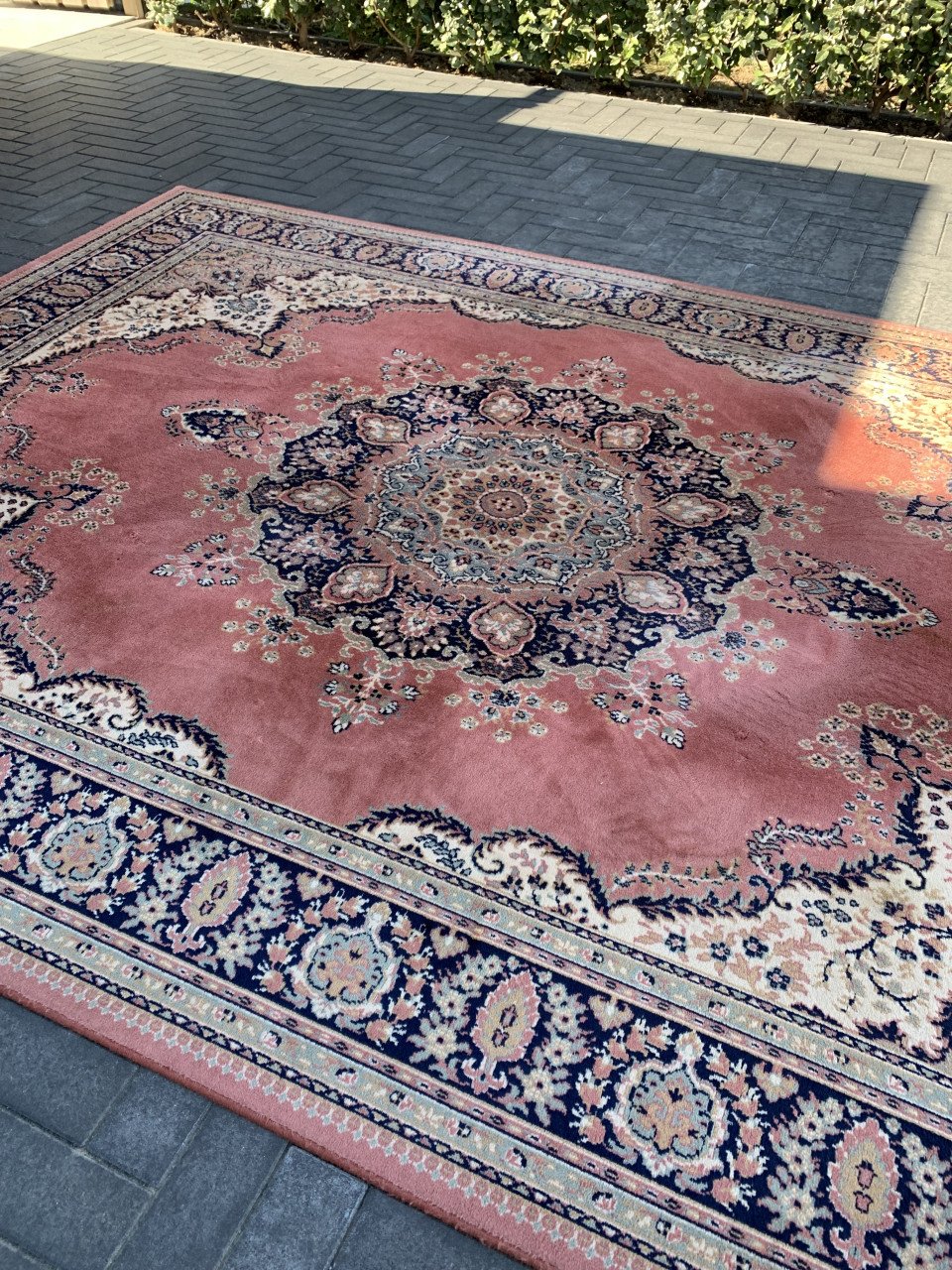 ✨Prachtig Sfeervol Oud Roze Vintage Vloerkleed van Zuiver Scheerwol ✨