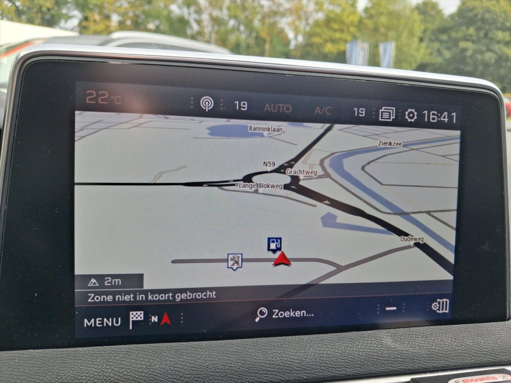 Peugeot 5008 1.2 pt 130pk s&s gt-line 7p navigatie | trekhaak | apple carpl