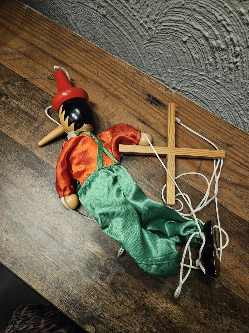 Vintage houten Pinokkio marionetpop - Handgemaakt