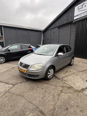 Volkswagen polo voljaar apk!