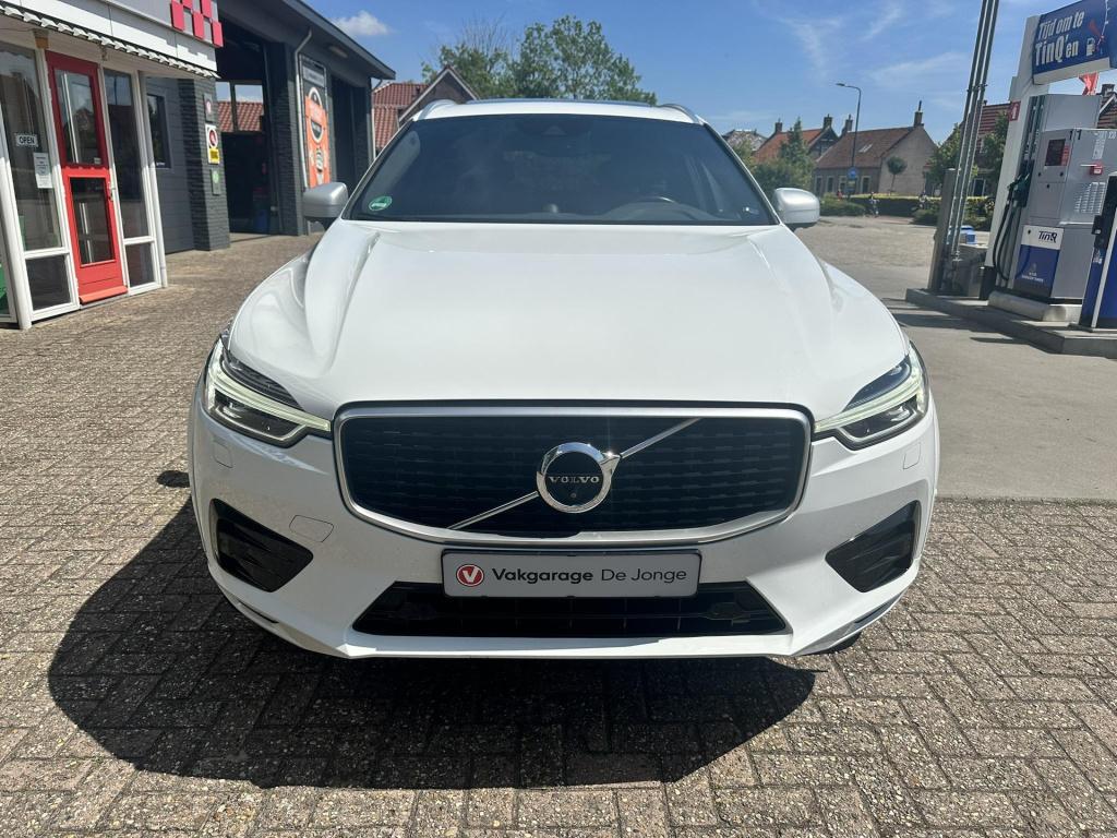 Volvo XC60 2.0 d5 awd r-design luchtvering | standkachel