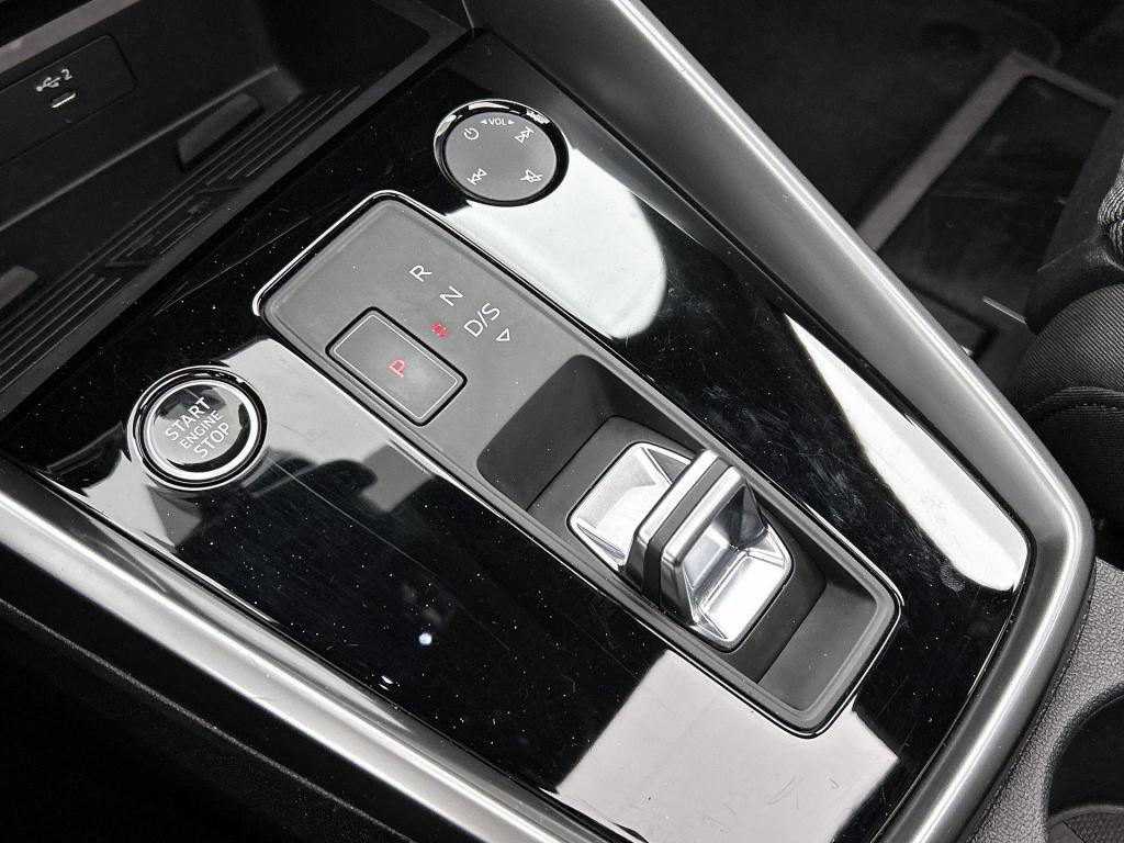 Audi A3 sportback 30 tfsi s edition | automaat | panoramadak | apple carpla