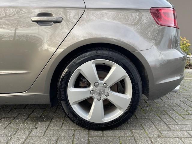 Audi A3 sportback 1.4 tfsi ambiente pro line plus