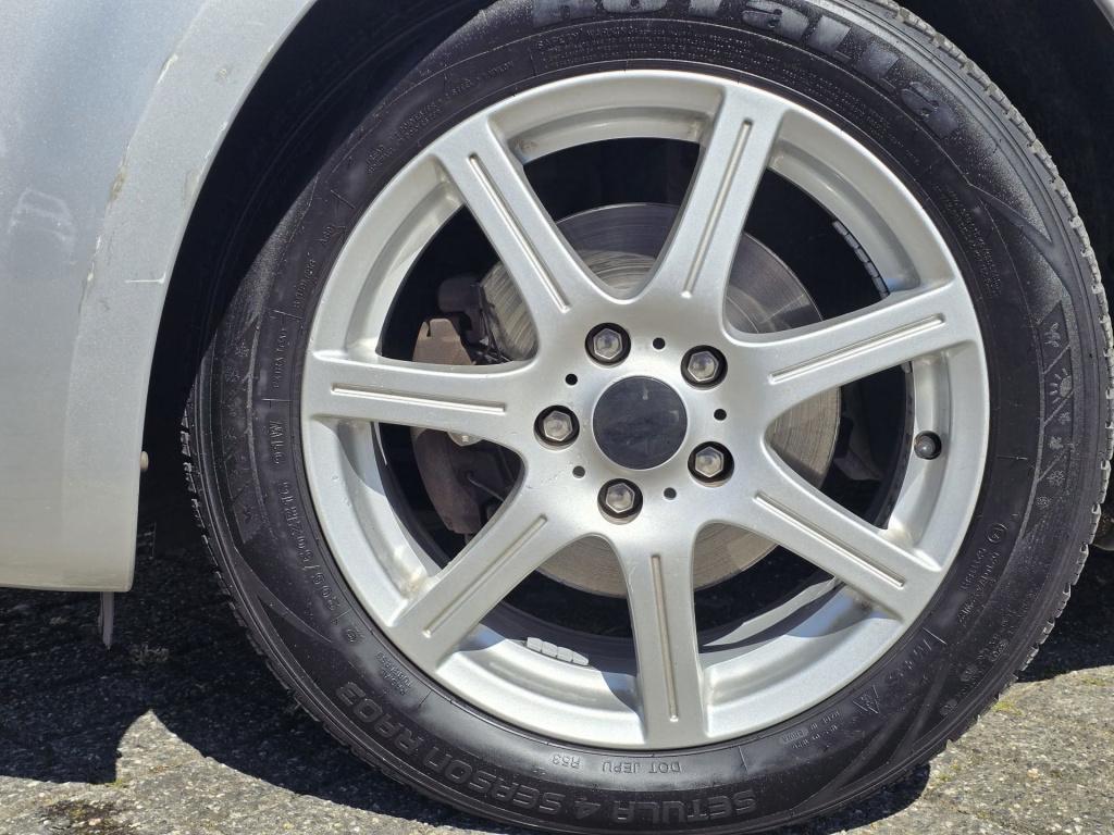 Ford C-max 1.8-16v titanium flexifuel