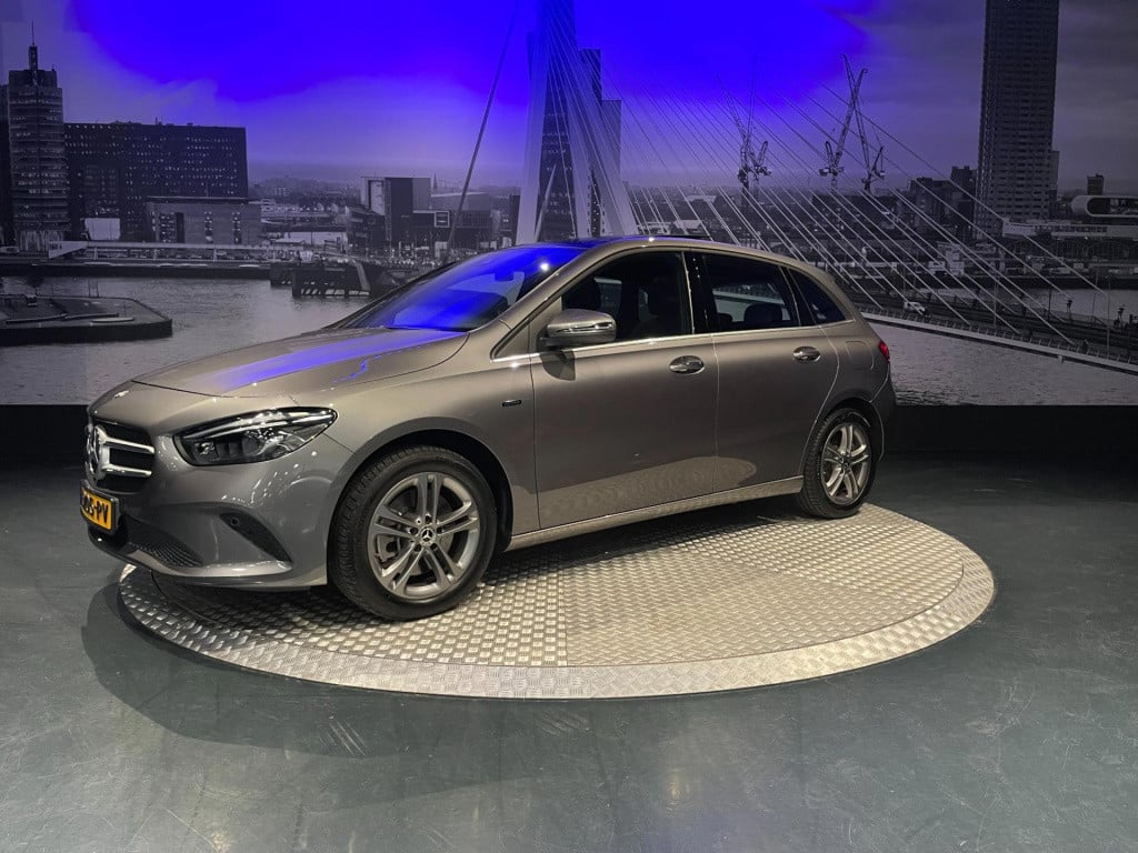 Mercedes-Benz B-Klasse 250 e *pano*stoelkoeling/verwarming*camera*apple/and