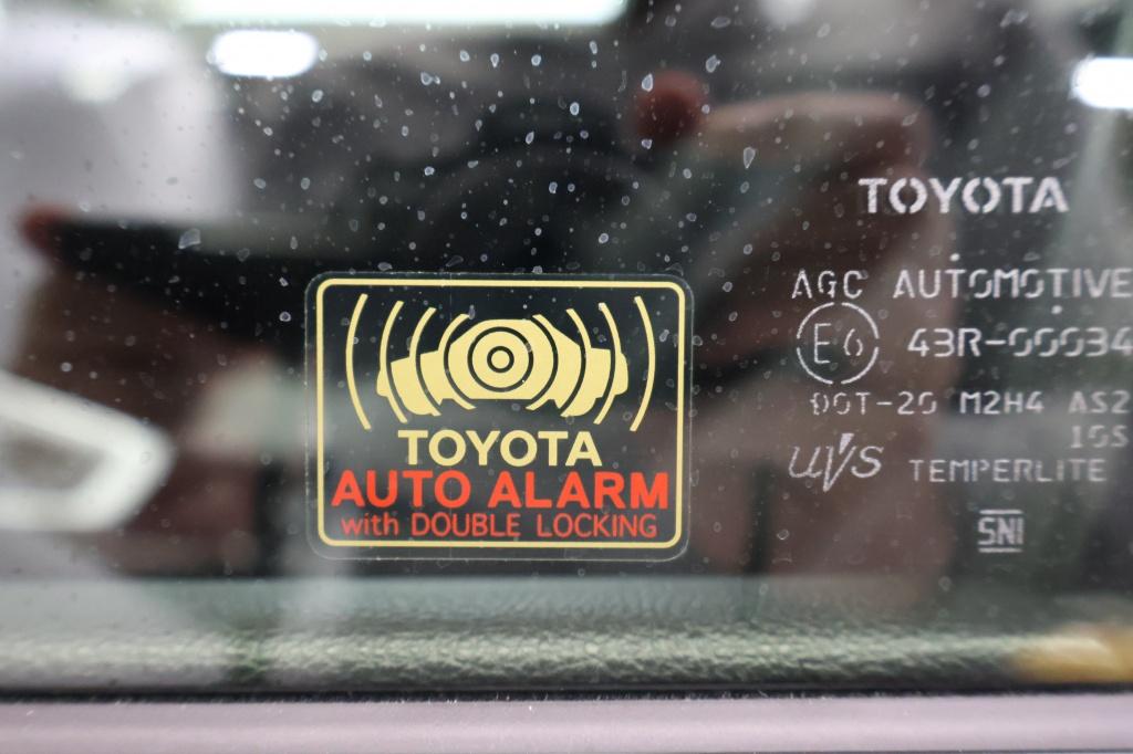 Toyota Rav4 2.5 hybrid style nl auto