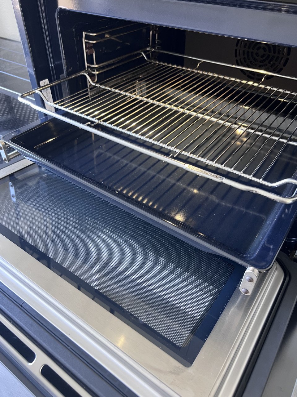 Zeer nette Bosch Serie 8 Combi-oven Topklasse design & prestaties!
