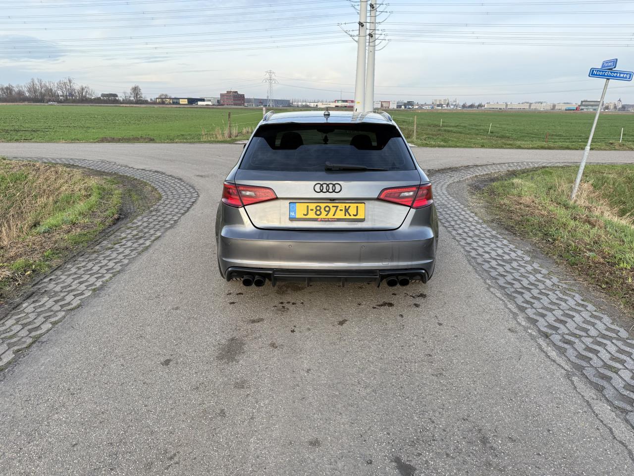 Audi A3 1.4 Tfsi 90KW Sportback S-tronic 2013 Grijs