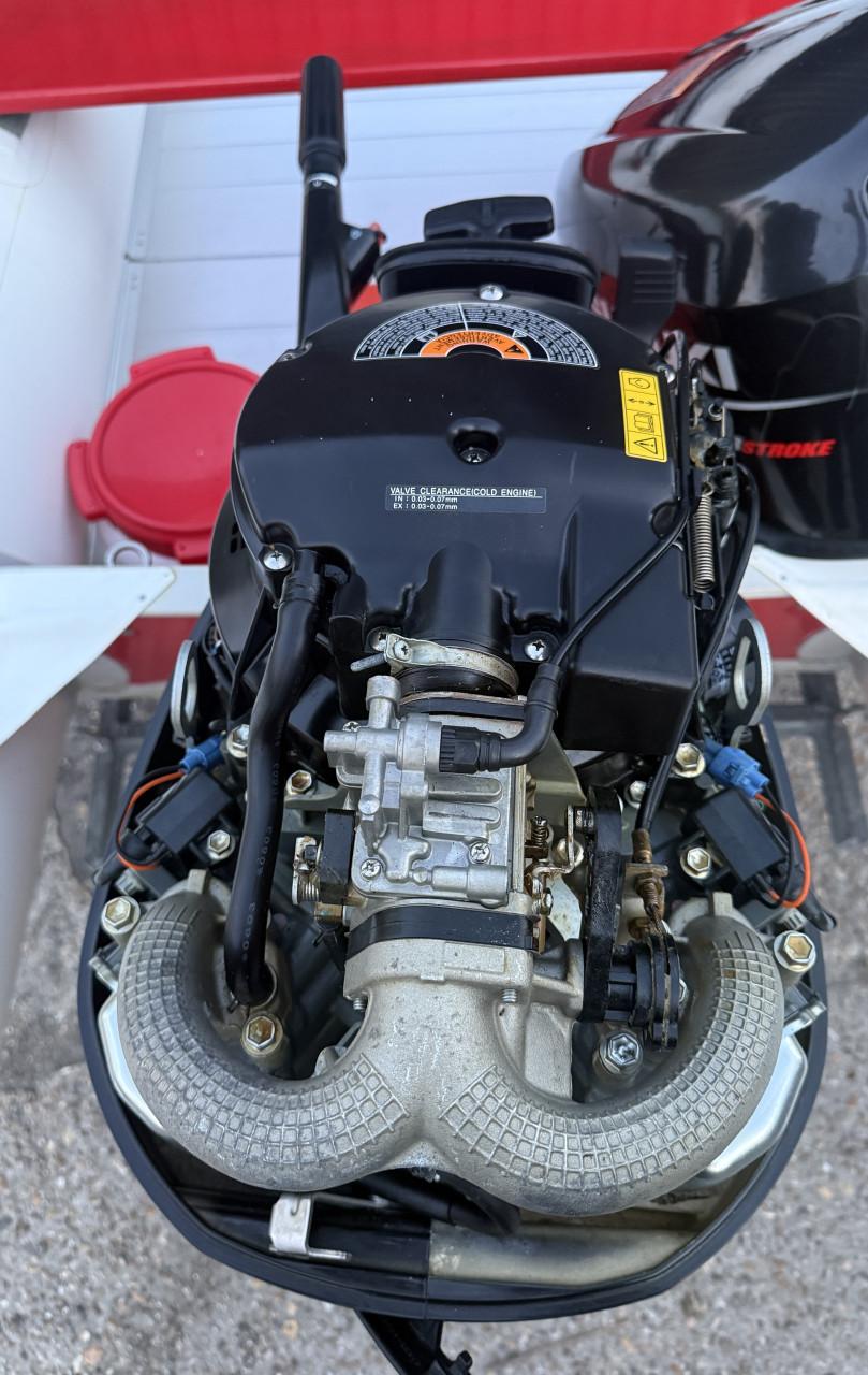Suzuki DF25 VTwin