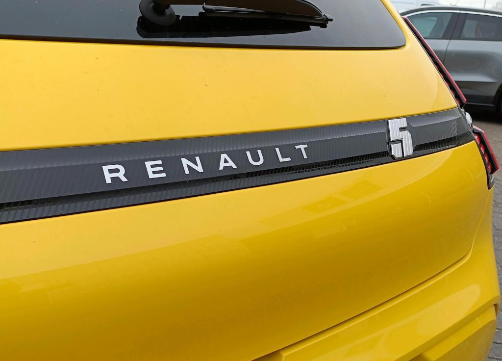 Renault 5 comfort range techno 52 kwh - 18 inch velgen