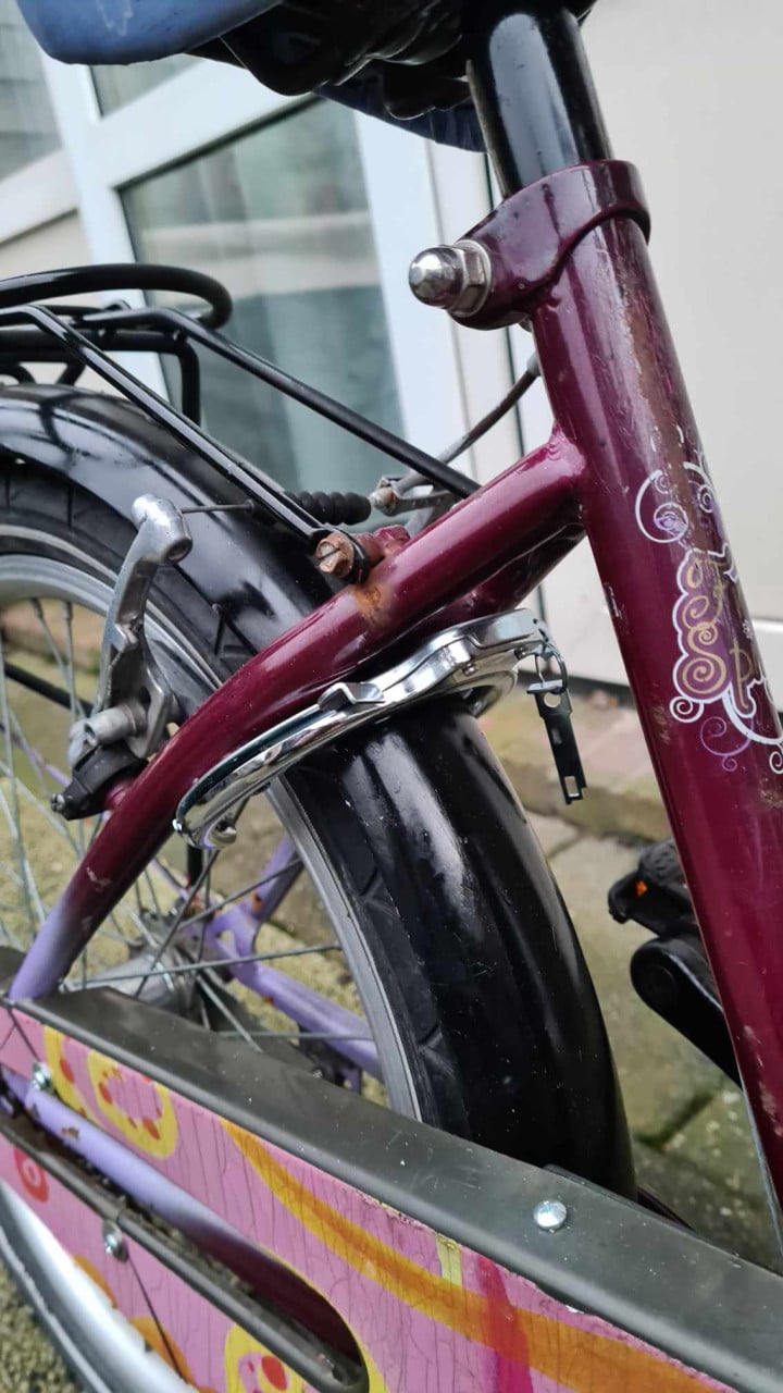 Meisjes fiets merk MONTEGO-20 inch- met trap rem achter-nieuw slotje