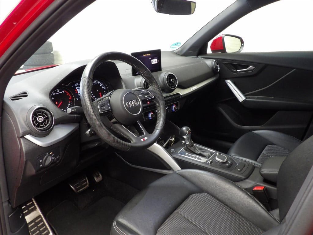 Audi Q2 35 tfsi 150pk s tronic s line edition