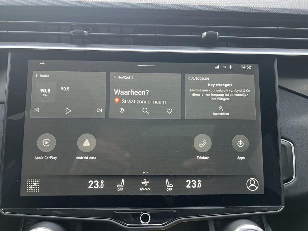 Lynk & Co 01 1.5 261pk plug in hybrid , black edition , pano dak , 360gr ca