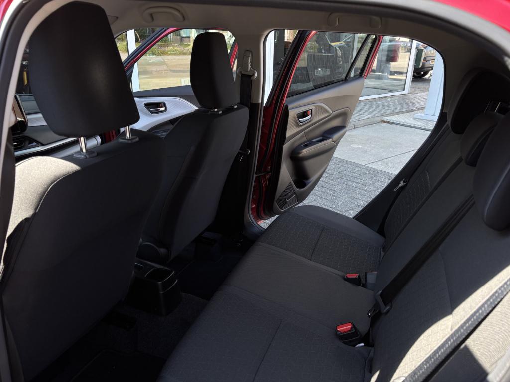 Suzuki Swift style automaat 1.2 smart hybrid/black rhino pakket