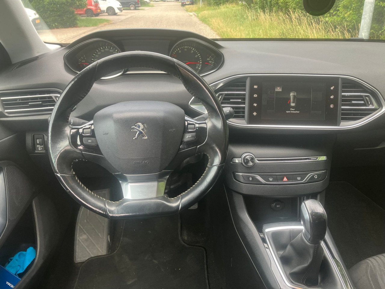 Peugeot 308  1.2