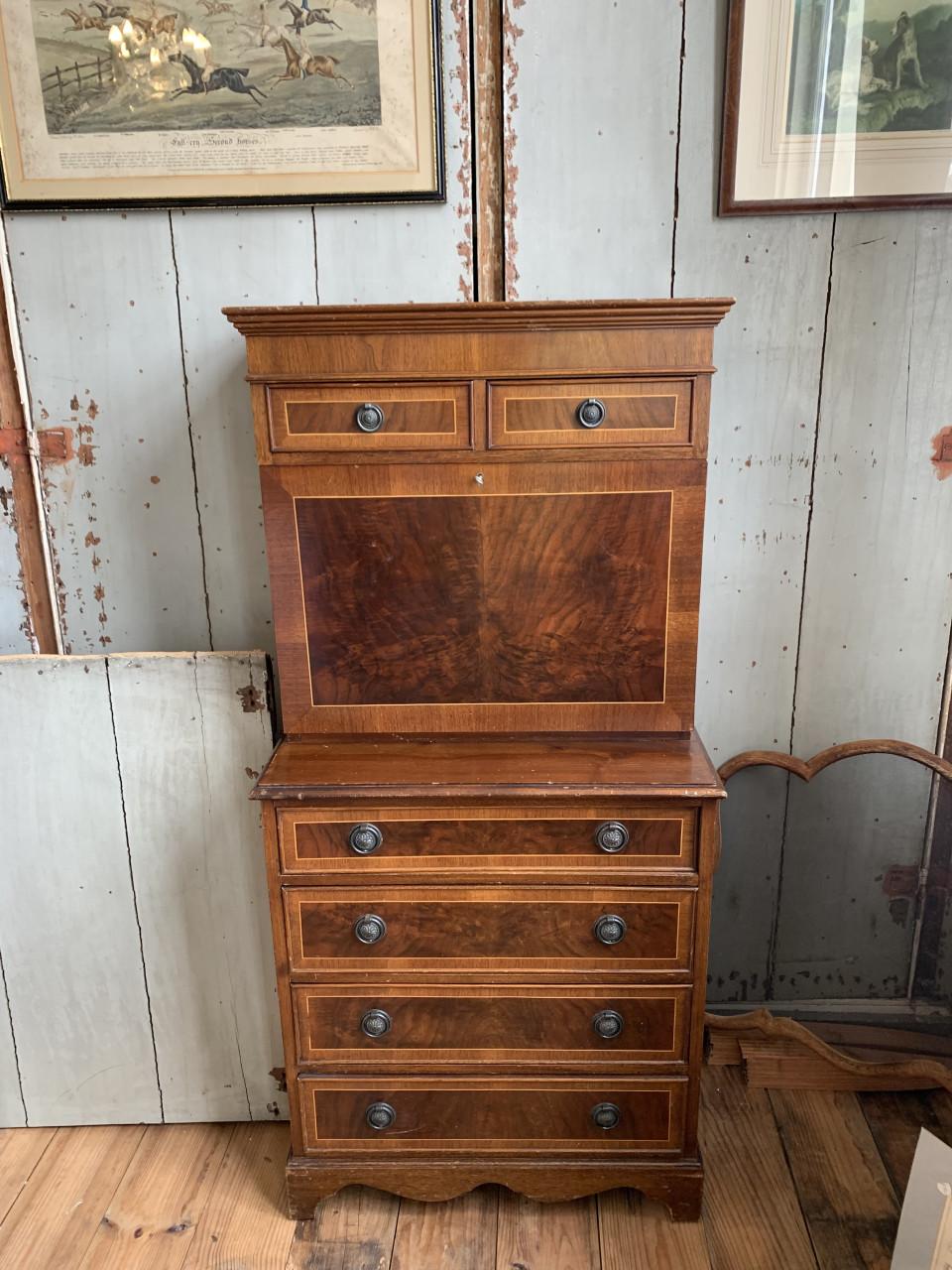 Brocante bureau