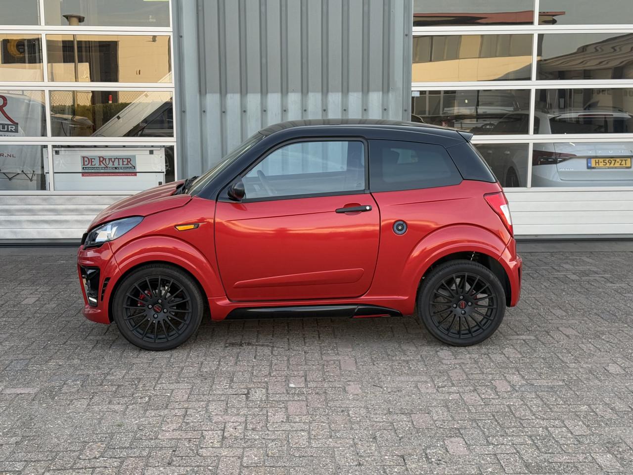 Ligier Brommobiel JS50 L Sport Ultimate | Airco| Stuurbekrachtiging